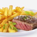 Steack Frites servi au restaurant Le Saint Amour